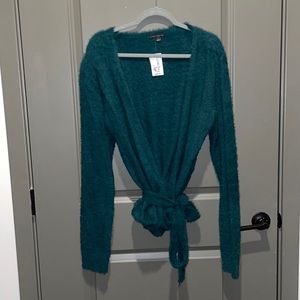 A Love Like You Green Wrap Feathered Top